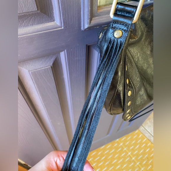 Black leather HOBO satchel bag. - Picture 5 of 14